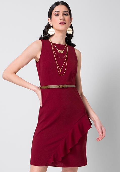 beige and maroon dress