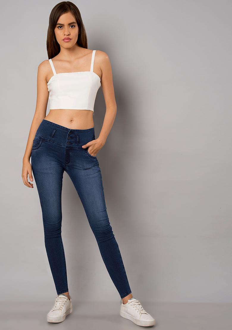 high waisted jeans with three buttons