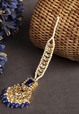 Women Gold Plated And Blue Kundan And Pearl Embellished Maang Tikka