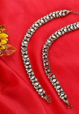 Set Of 2 Gold Plated White Kundan Studded Beaded Vilandi Anklets