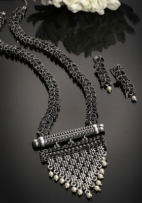 Oxidized Silver Plated And Black Artificial Stone Studded Handcrafted Jewellery Set