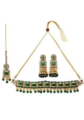 Gold Plated Green And White Kundan And Stone Studded Beaded Handcrafted Jewellery Set