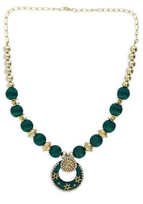 Green And White Choker Necklace