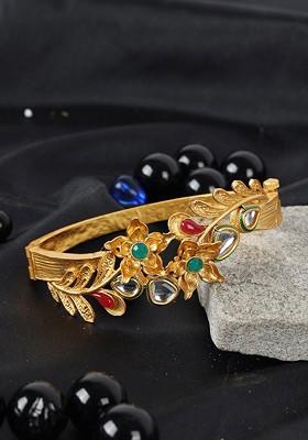 Women Gold Toned And Green Cubic Zirconia Gold Plated Bangle Style Bracelet