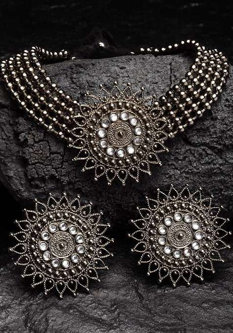 Metallic And White German Silver Kundan Handcrafted Oxidised Choker Jewellery Set