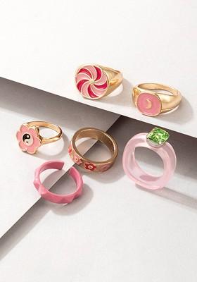 Set Of 6 Gold Plated And Pink Design Detailed Finger Rings