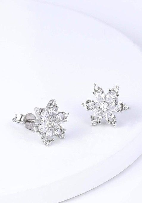 Indya X Giva 925 Silver Flowery Snowflake Studs