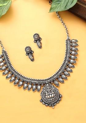 Woman Silver Oxidised Kolhapuri Work Handmade Temple Choker Necklace Sets