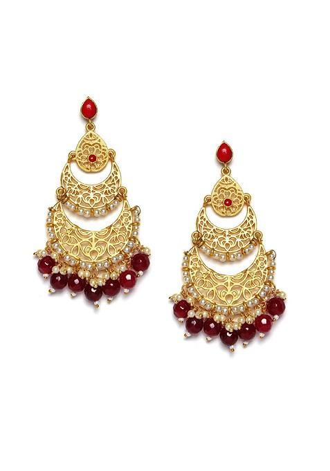 Women Gold Toned Crescent Shaped Chandbalis Earrings