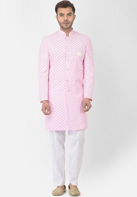 Men Pink Pure Cotton Chikankari Embroidered Sherwani