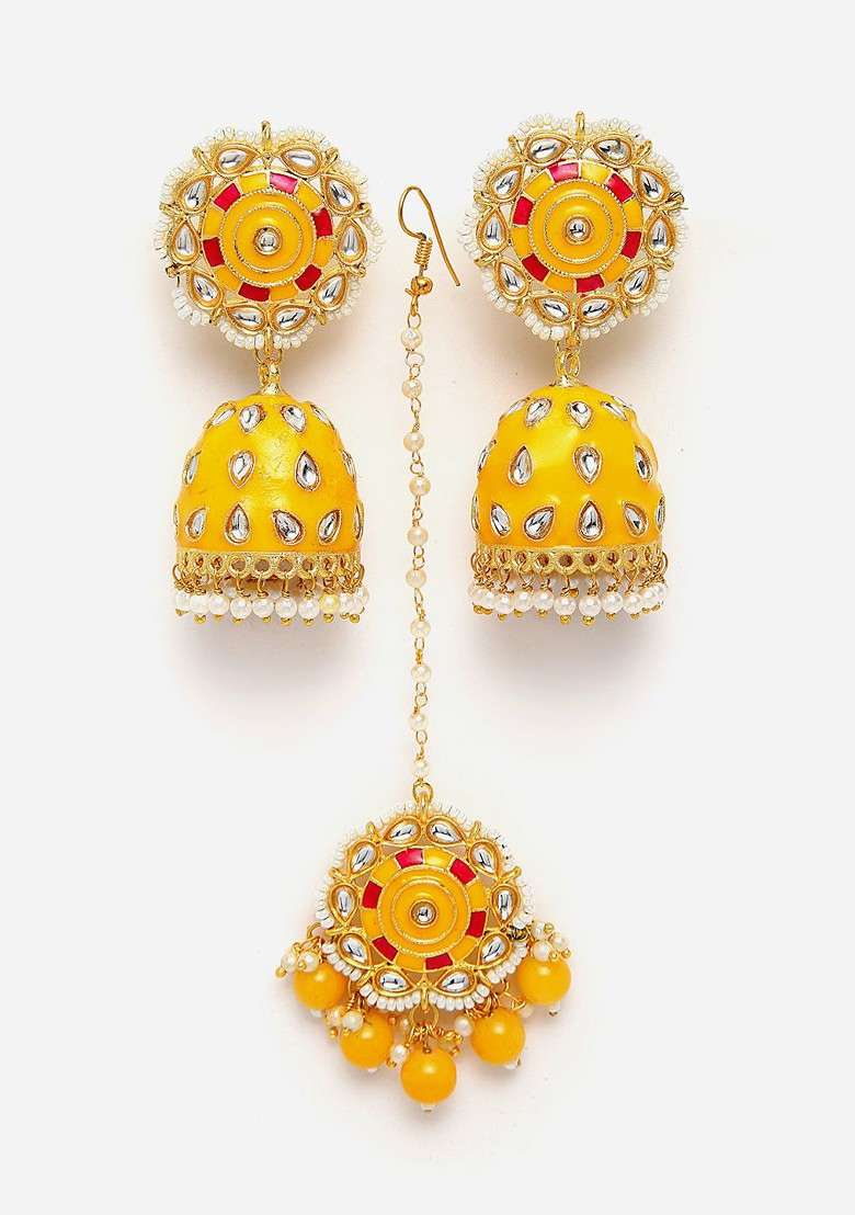 Yellow Gold Plated Kundan Meenakari Maang Tikka With Earrings Set - Indya