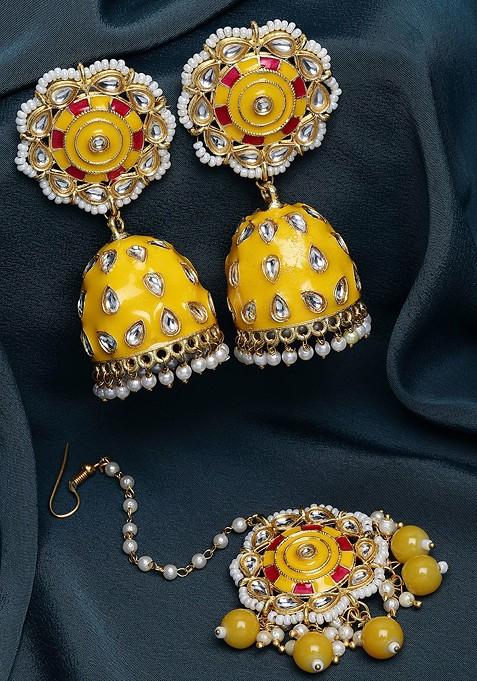 Yellow Gold Plated Kundan Meenakari Maang Tikka With Earrings Set