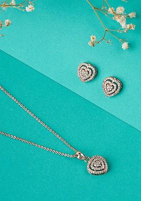 Women Rose Gold Plated American Diamond Heart Design Pendant Set