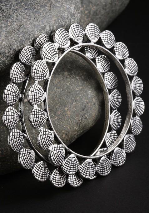 Women Set Of 2 Oxidised Silver Toned Bangles