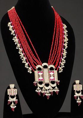 Gold Plated And Red Kundan And Pearls Beaded Jewellery Set