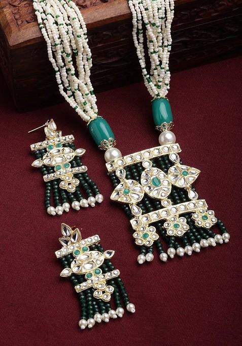 Gold Plated And White Kundan Studded And Beaded Jewellery Set