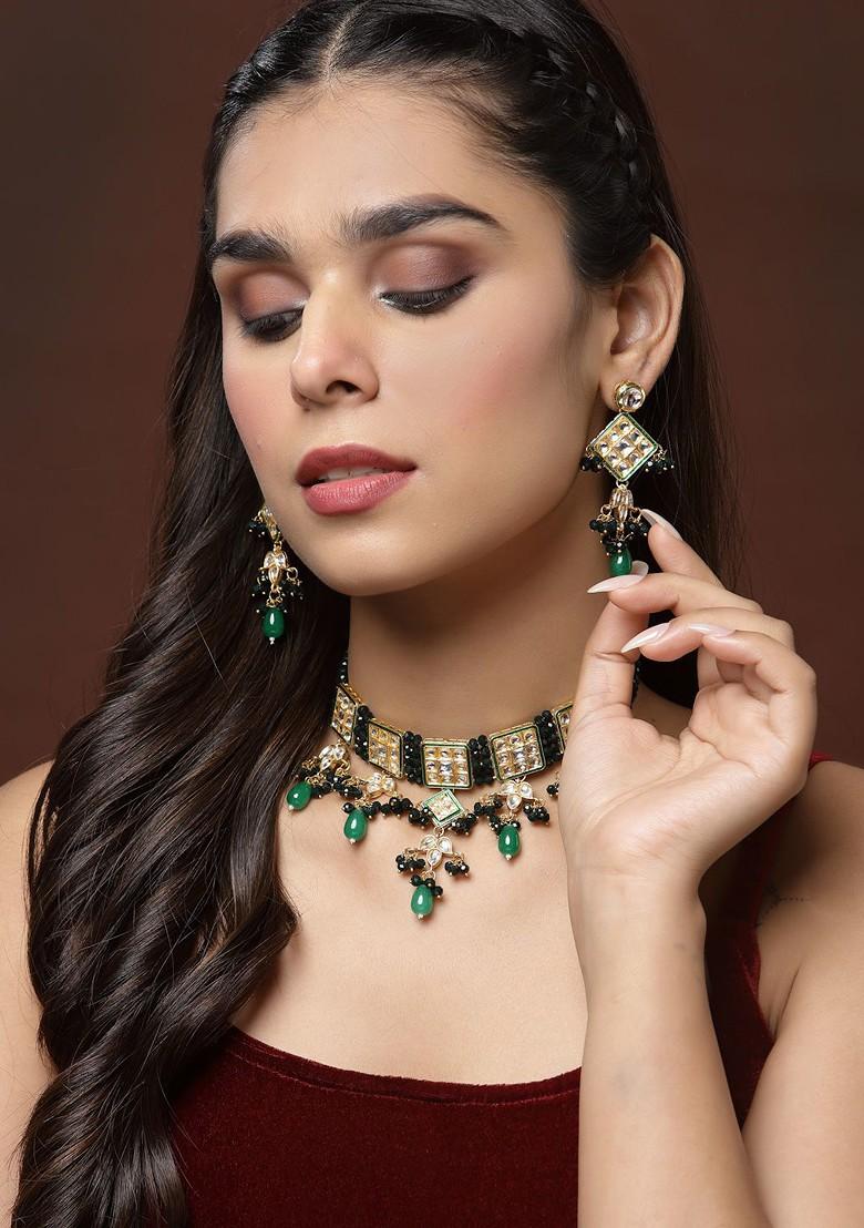 Gold Plated Kundan Studded And Pearl Beaded Jewellery Set - Indya