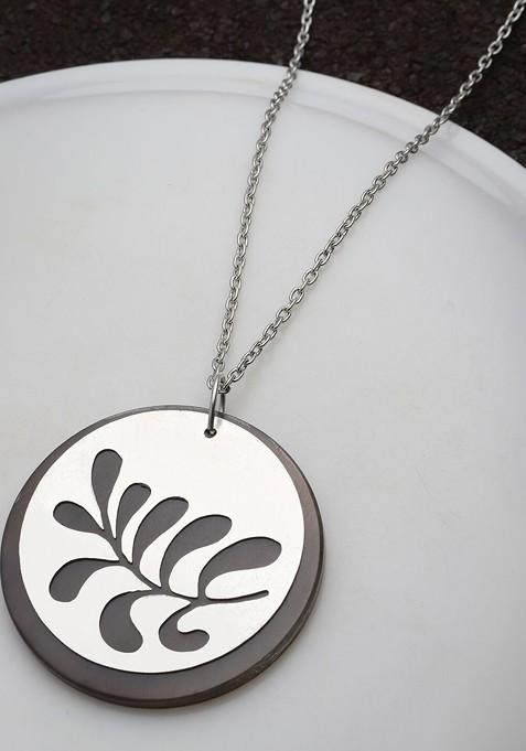 Silver Plated Circular Shaped Necklace