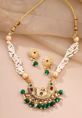 Gold Plated Stone Studded And Artificial  Beaded Jewellery Set