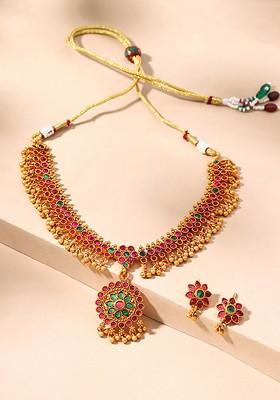 Gold Plated Artificial Beads And Stone Studded Jewellery Set