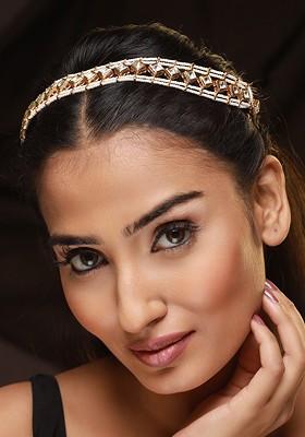 Gold-Plated Kundan-Studded And Pearl Beaded Matha Patti