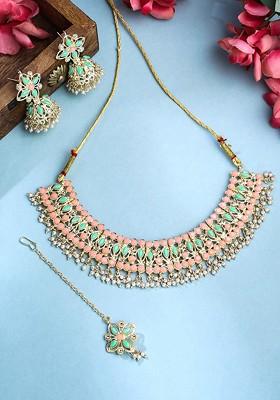 Gold Plated Kundan Studded And Beaded Necklace And Earrings