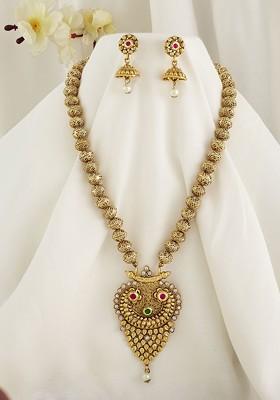 Gold Plated Artificial Stone Studded And Beaded Jewellery Set