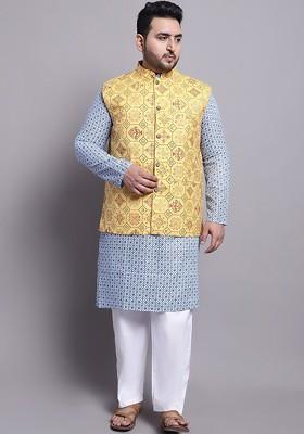 Ethnic Motifs Printed Regular Kurta With Pyjamas And With Printed Nehru Jacket