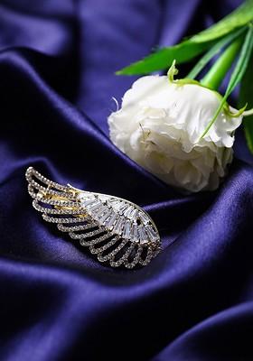 Gold Plated CZ Stone Studded Wings Shaped French Barrette