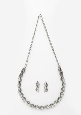Silver-Plated Oxidised Stone-Studded Necklace And Earrings