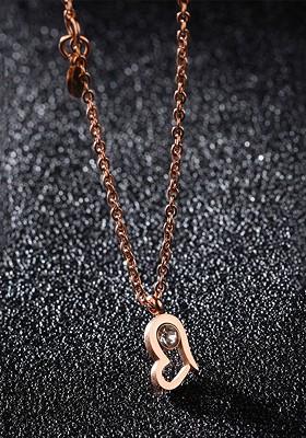 Women Rose Gold Plated Heart Pendant With Chain