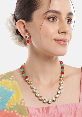 Women Gold-Plated Kundan Jewellery Set
