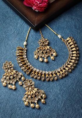 Gold Plated Artificial Stone Stud Necklace and Earrings With Maang Tika