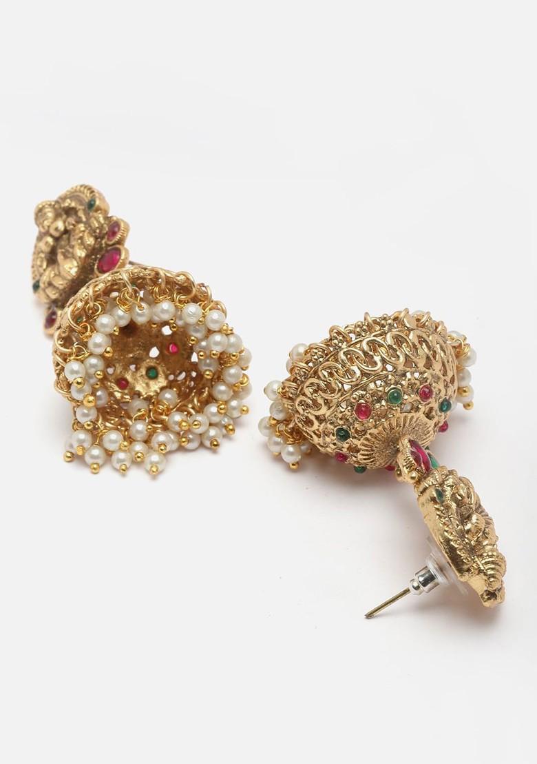 Gold Plated Kundan Studded And Pearls Beaded Jewellery Set