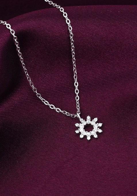 Indya X Giva 925 Sterling Silver Rhodium Plated Stone Studded Sparkling Floral Pendant And Chain