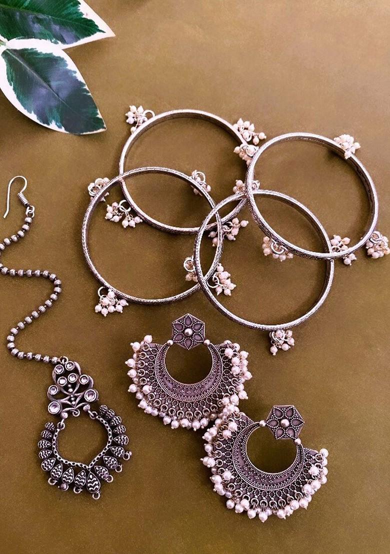 Set of 4 Silver Plated Pearl Beaded And Stone Studded Jewellery Set