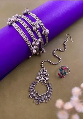 German Silver Silver Plated Stone Studded And Beaded Jewellery Set