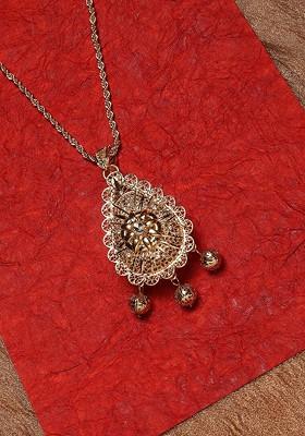 Gold-Plated Artificial Stone Studded Pendant With Chain