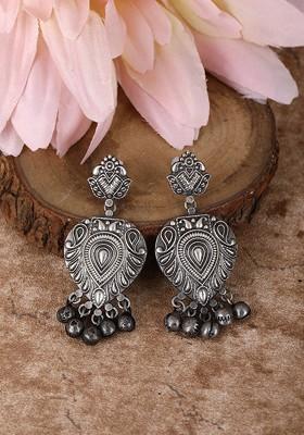 Silver-Toned And Black Silver-Plated Beads Beaded Oxidised Classic Drop Earrings