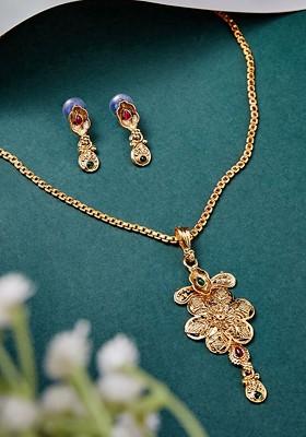 Gold Plated Stone Studded Jewellery Set