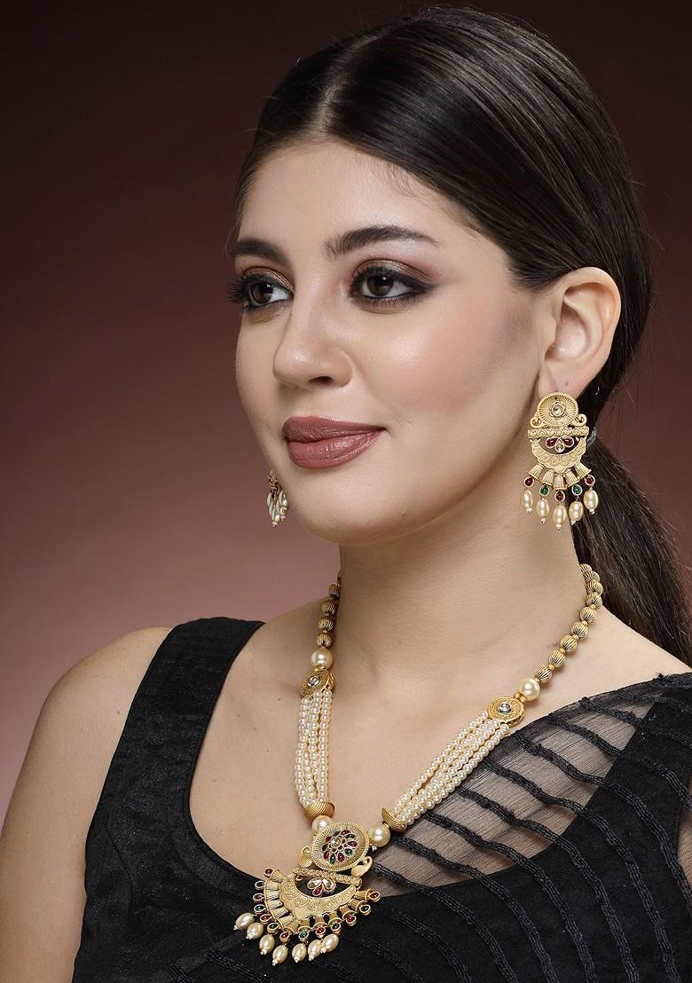 Gold Plated Artificial Stone Stud And Pearl Bead Jewellery Set