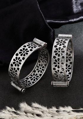 Set Of 2 German Silver Plated Floral Shaped Textured Kada Bangles