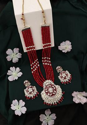Gold Plated Kundan Studded And Beaded Necklace And Earrings