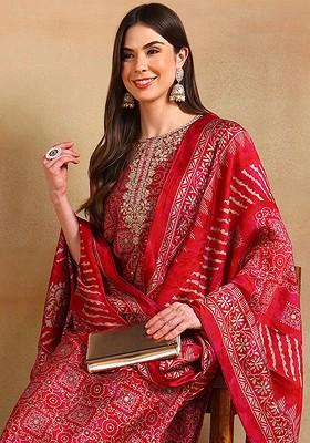 Ethnic Motifs Printed Regular Kurta With Trousers And With Dupatta