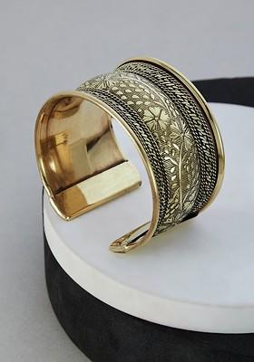 German Silver Plated Floral Textured Adjustable Bangle