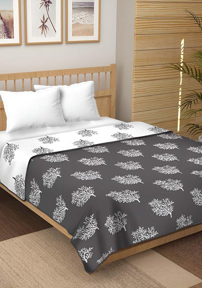 Buy Women Jinaya's Multicoloured And Multicoloured Floral Mild