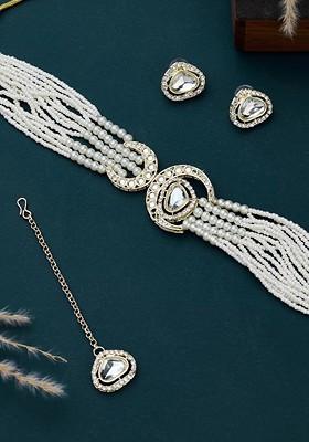 Gold Plated Kundan Stones Studded And Pearl Beaded Jewellery Set
