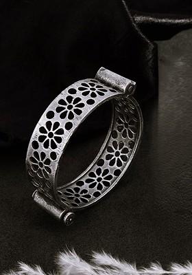 German Silver Silver Plated Kada Bangle