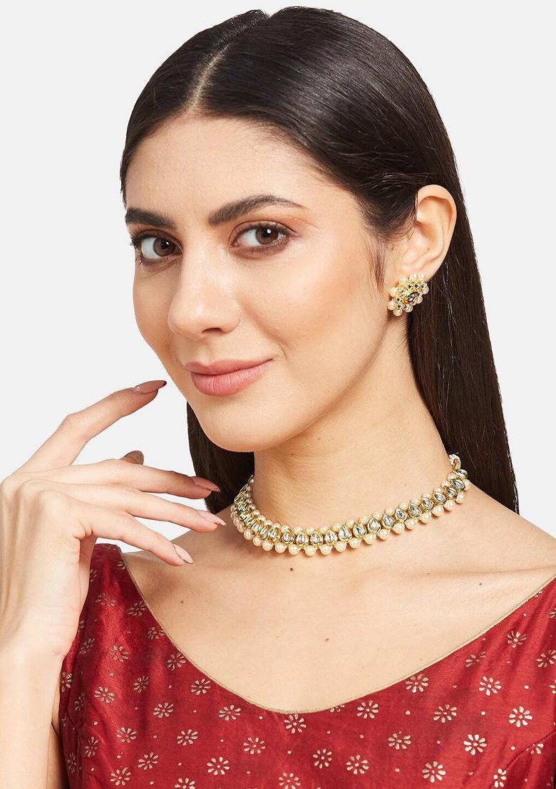 Gold Plated Kundan Stone Studded And Beaded Jewellery Set