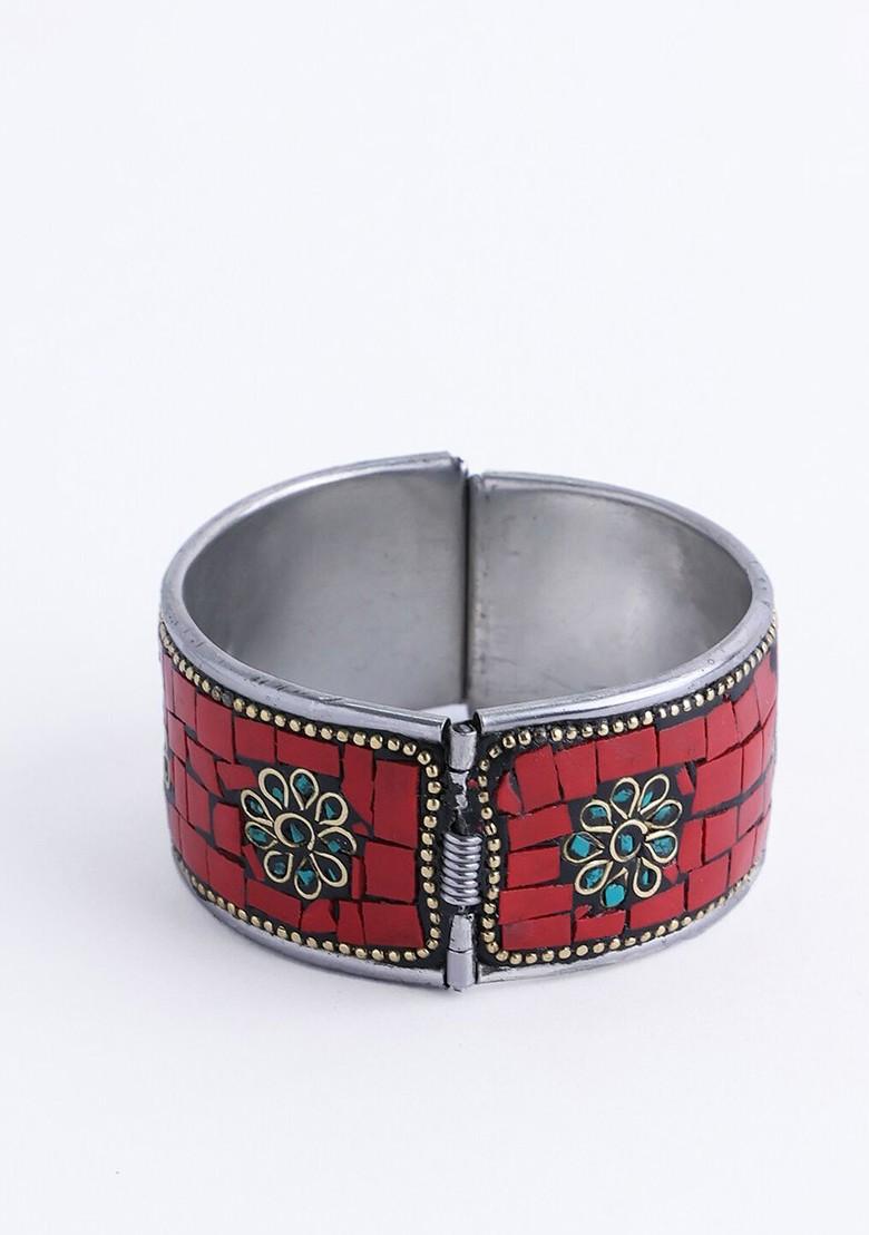 Women Silver Plated Bangle Style Bracelet